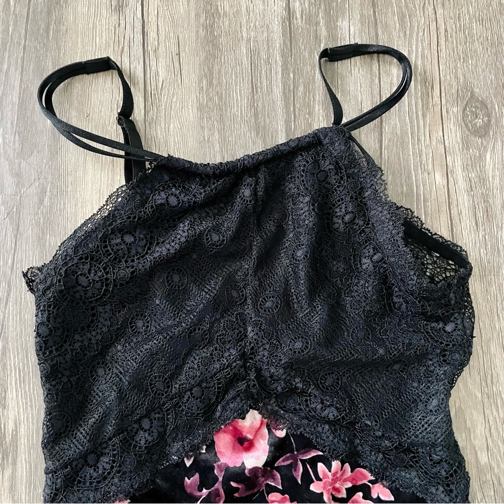 Black Lace & Floral Crushed Velvet Leotard/Bodysuit - Picture 5 of 11